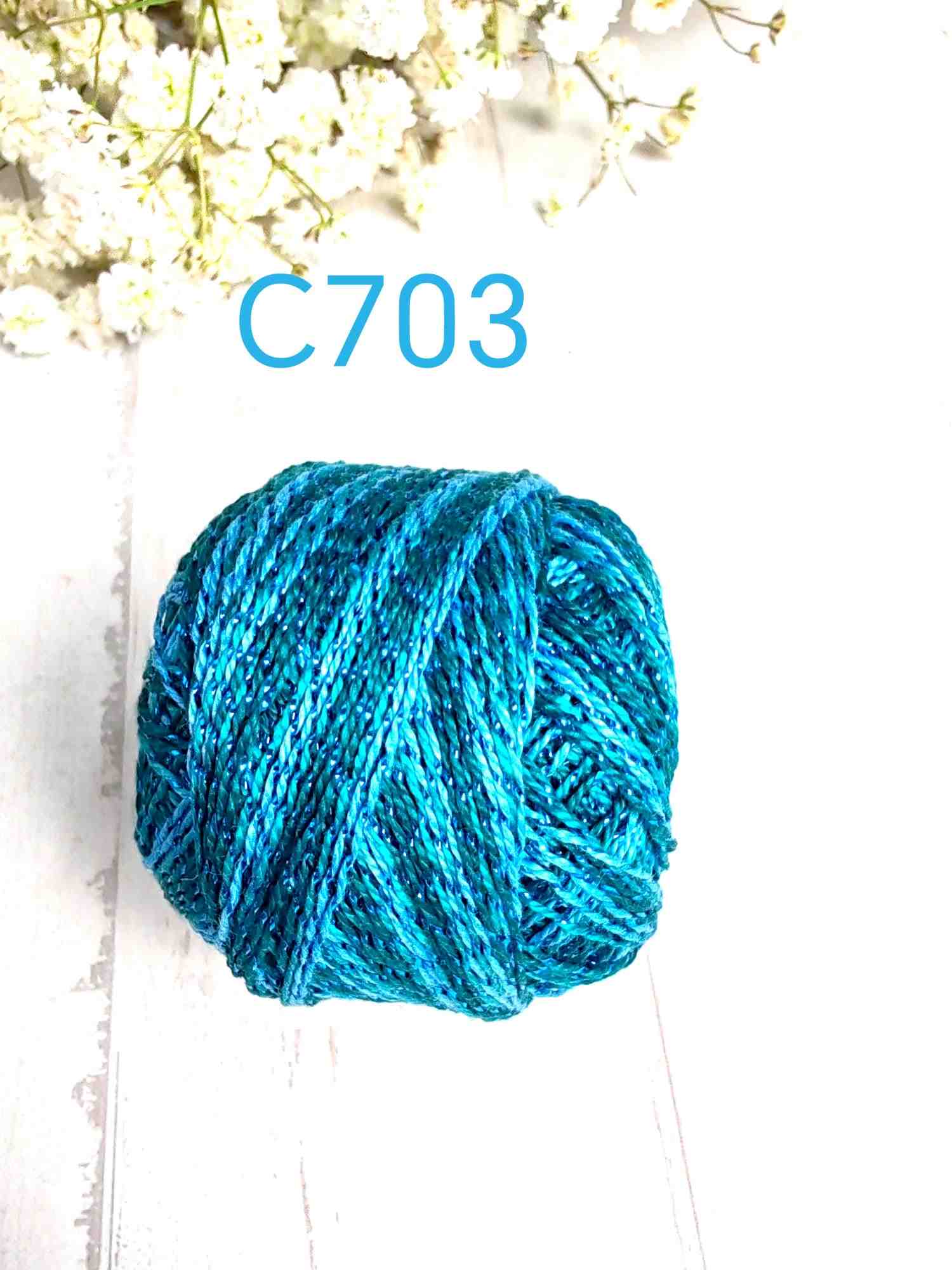 Hilo Valdani de algodón brilli brilli con un toque metalizado- brillantes - sparkle pearl cotton - Imagen 10