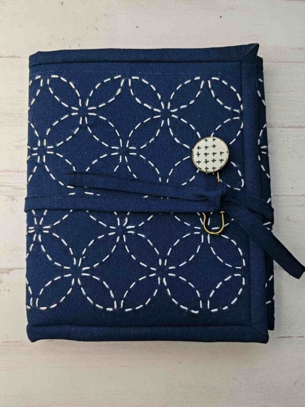 kit guarda plantillas de sashiko para organizar hilos, agujas y plantillas de sashiko